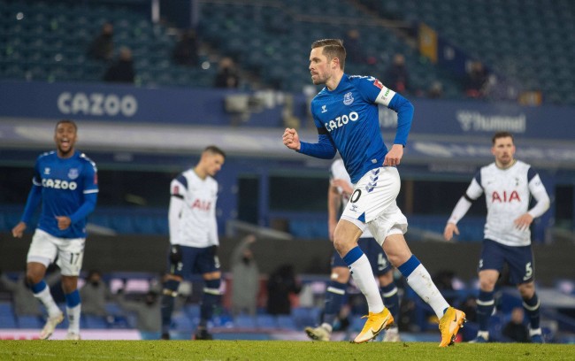 转会费的上 转会费的上